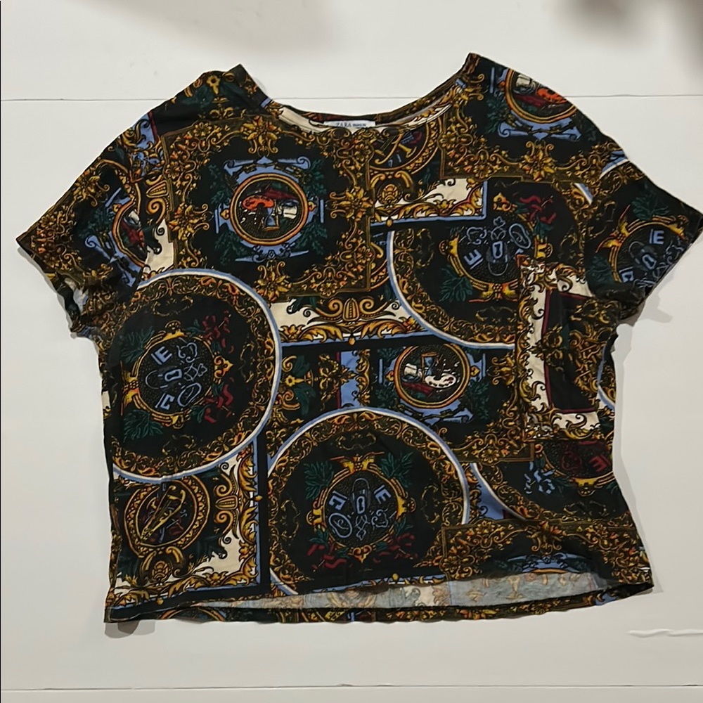 Zara Blue and Gold Royal Graphic Crop Tee